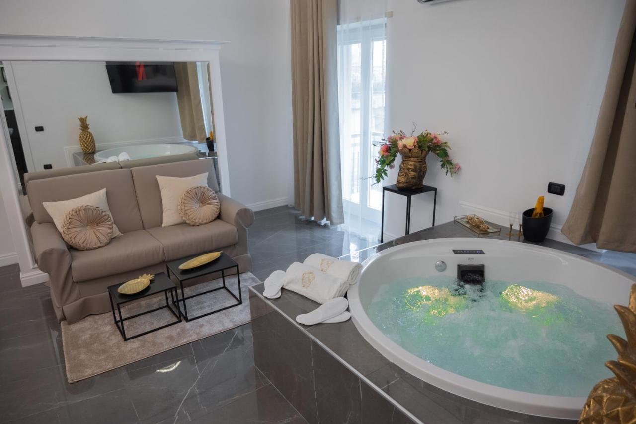 Nm Luxury Suites ポンペイ エクステリア 写真